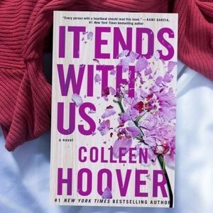 It Ends with us by Colleen Hoover, Book